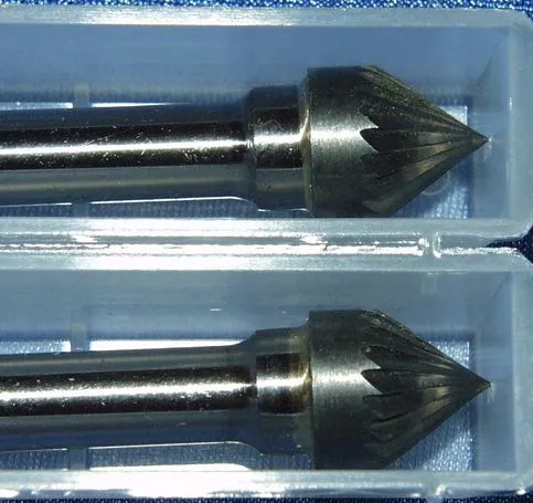 2x HM Fräser Konus 60° 6mm Schaft SJ-3M-6-#3